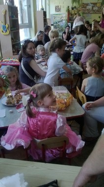 Dzien mamy i taty gr IV 6
